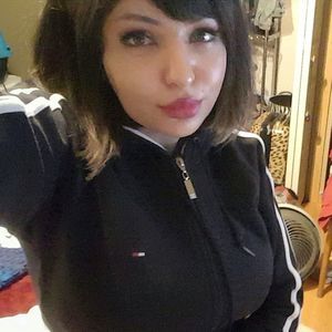 Meet your Posher, Лолия